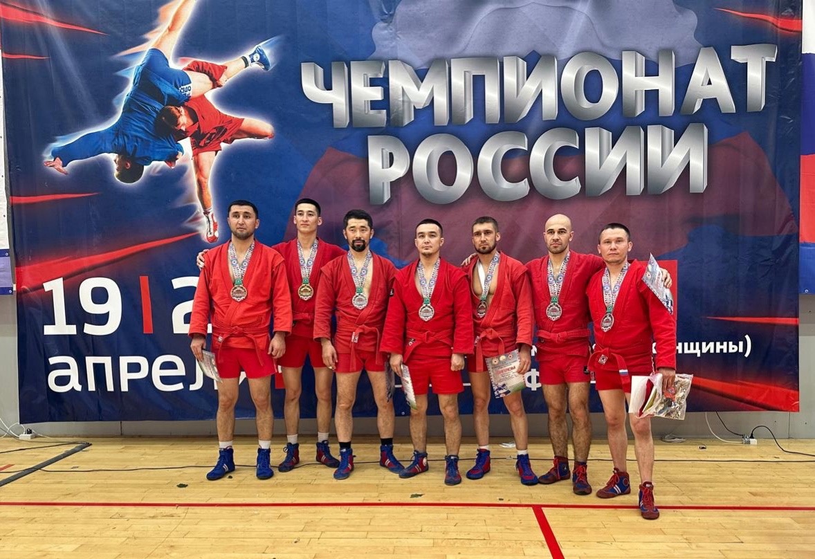 Самбисты Оренбуржья доказали свой профессионализм на Чемпионате России среди мастеров, прошедшем в Уфе